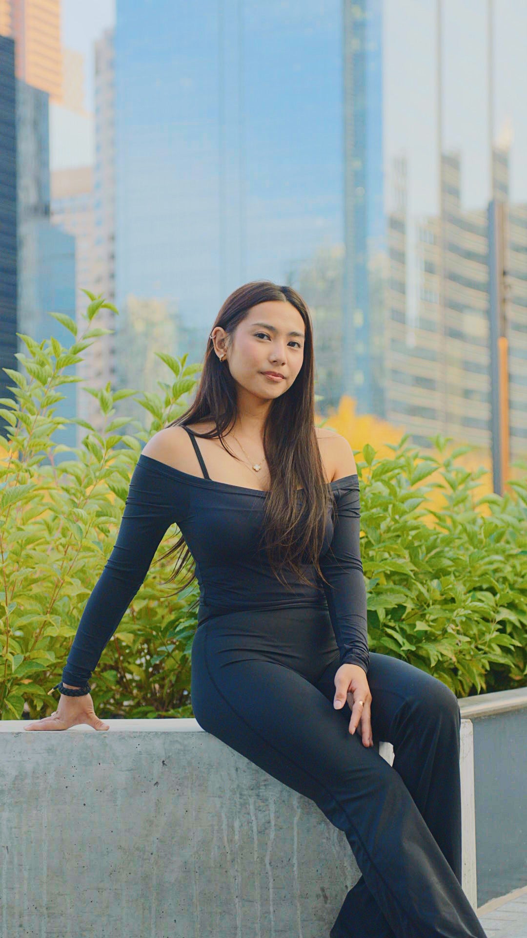 Signature Off-Shoulder Top - Midnight